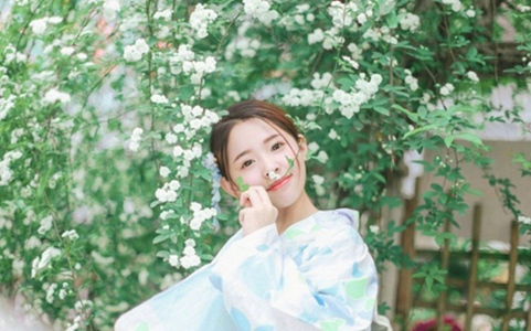 王者荣耀女英雄脸上全是白色液体,神秘液体女英雄：游戏创新引争议-3